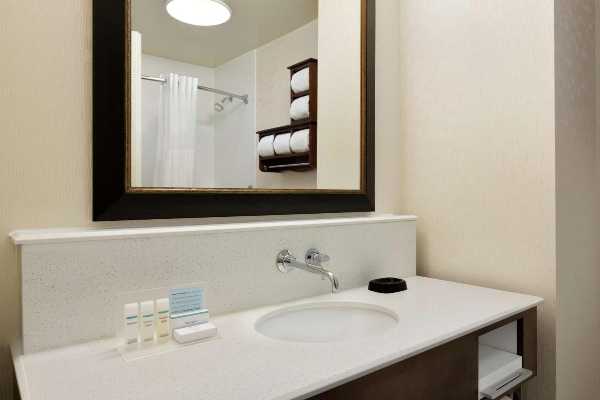 Hampton Inn Wichita Falls-Sikes Senter Mall Eksteriør billede