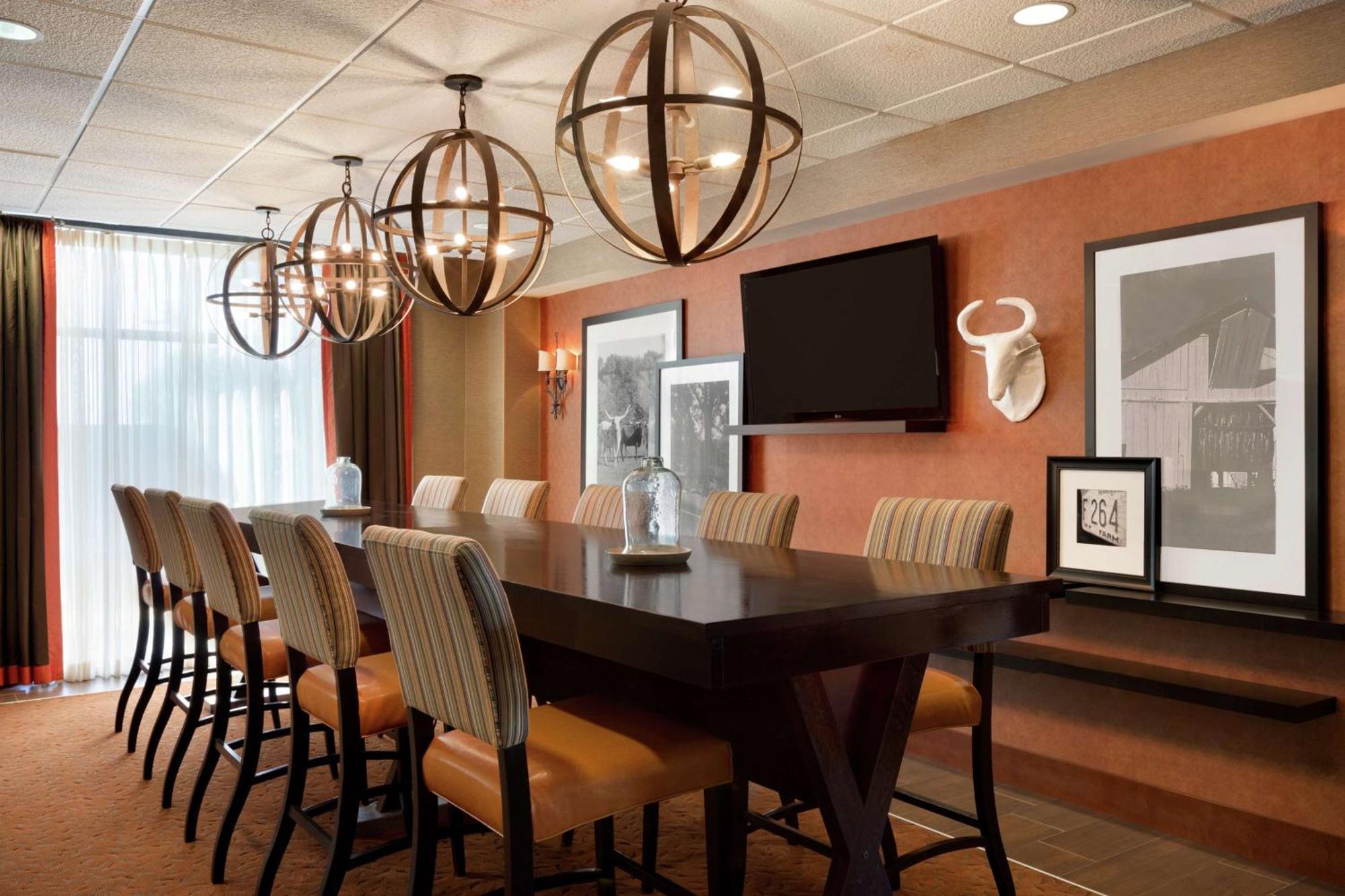 Hampton Inn Wichita Falls-Sikes Senter Mall Eksteriør billede