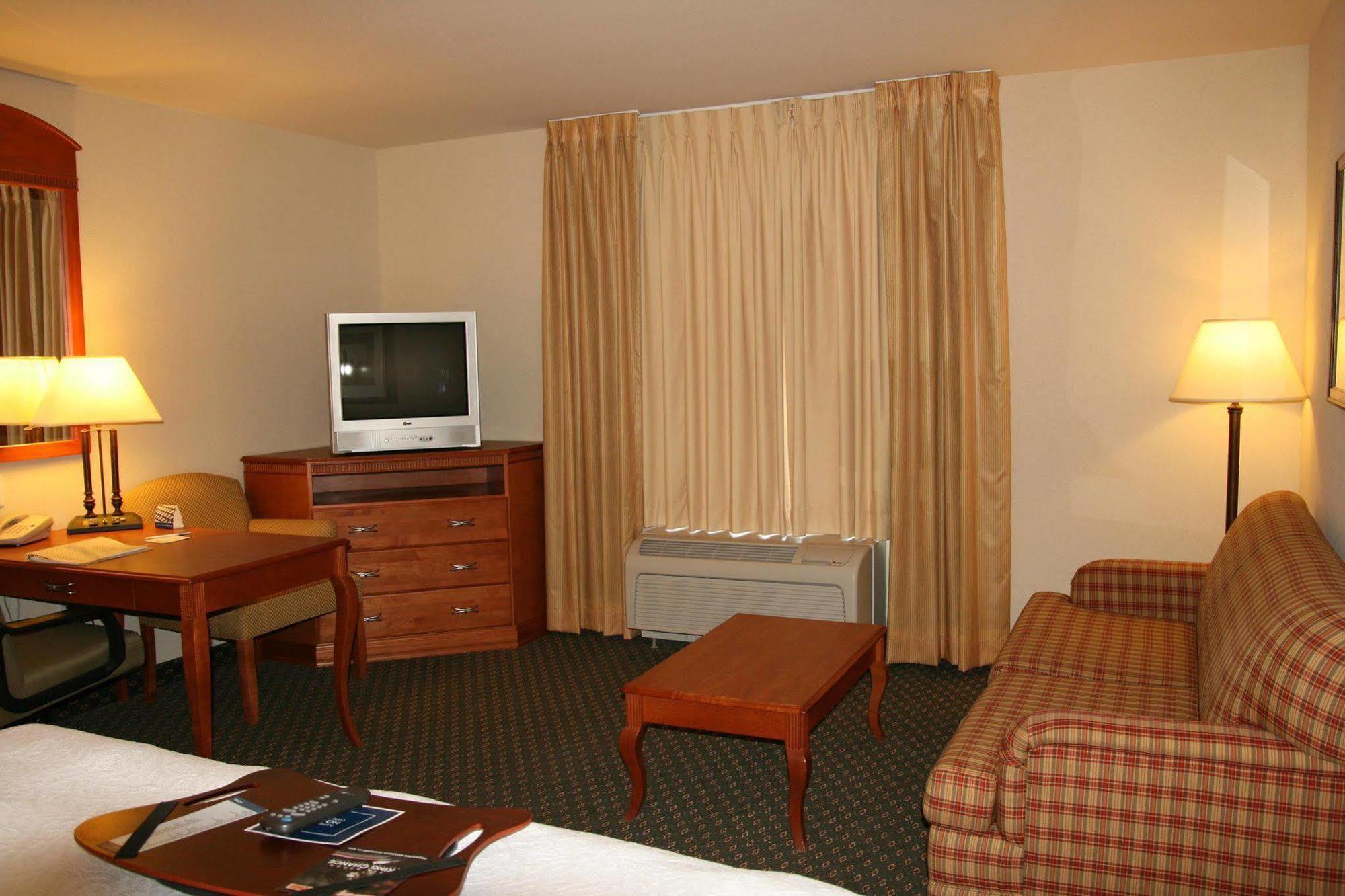Hampton Inn Wichita Falls-Sikes Senter Mall Værelse billede