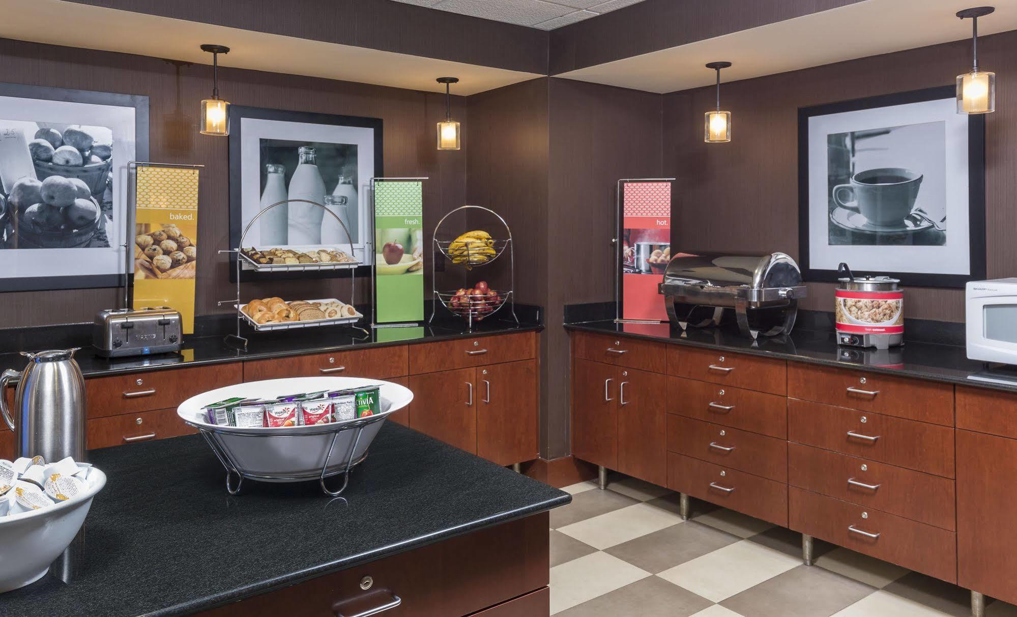Hampton Inn Wichita Falls-Sikes Senter Mall Eksteriør billede